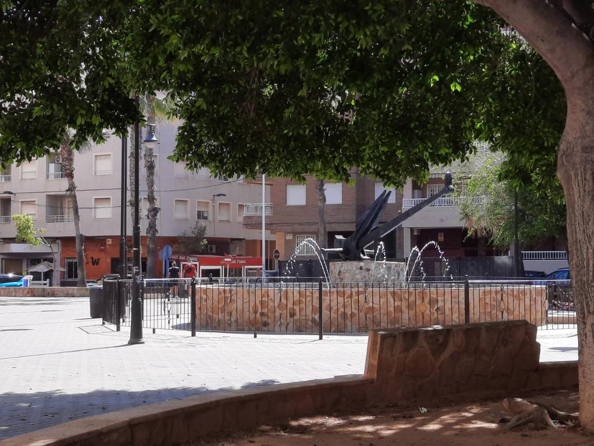 Moderno Apartamento Familiar Junto Al Mar - Conejito Leilighet Torrevieja Eksteriør bilde