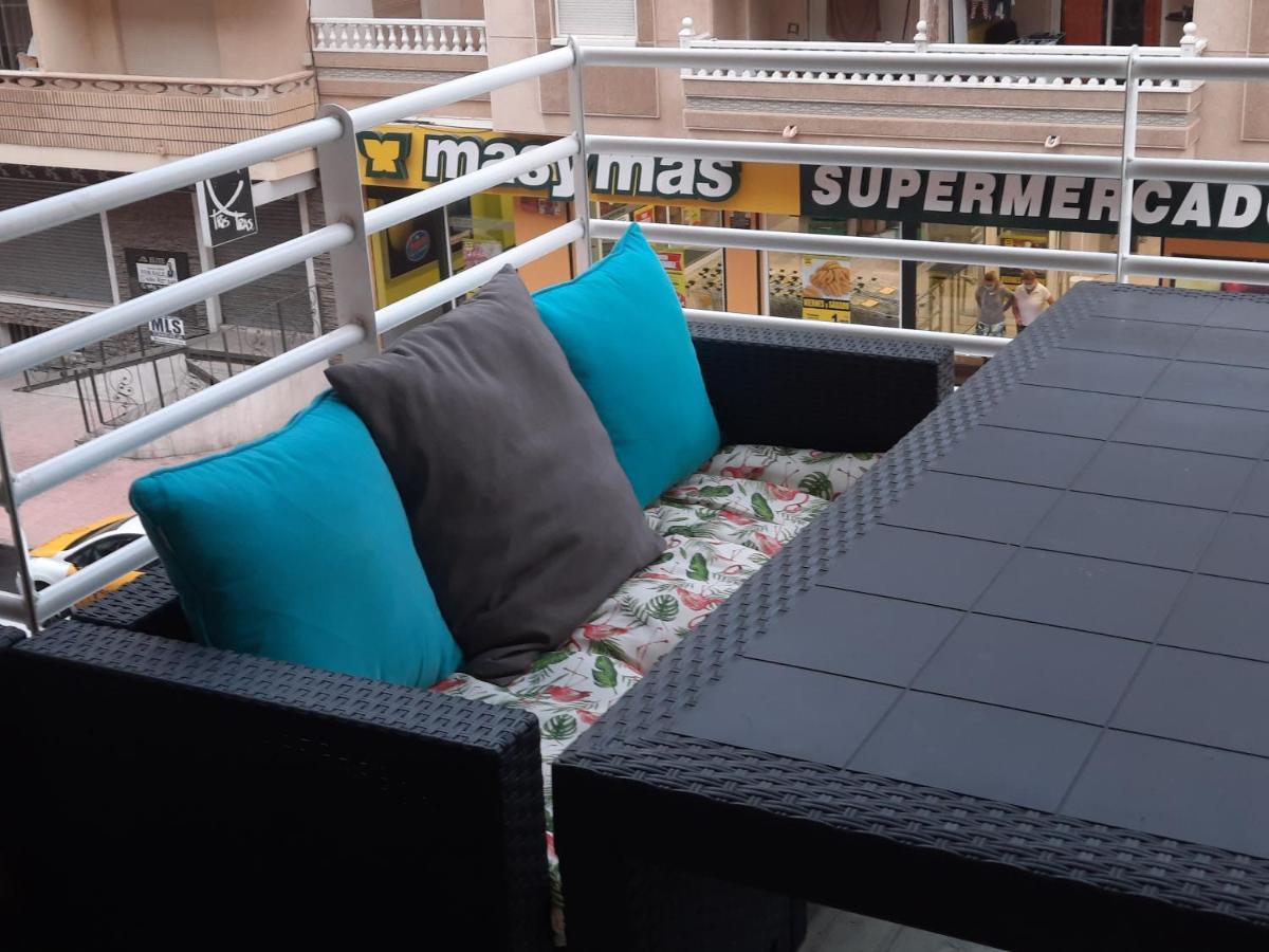 Moderno Apartamento Familiar Junto Al Mar - Conejito Leilighet Torrevieja Eksteriør bilde